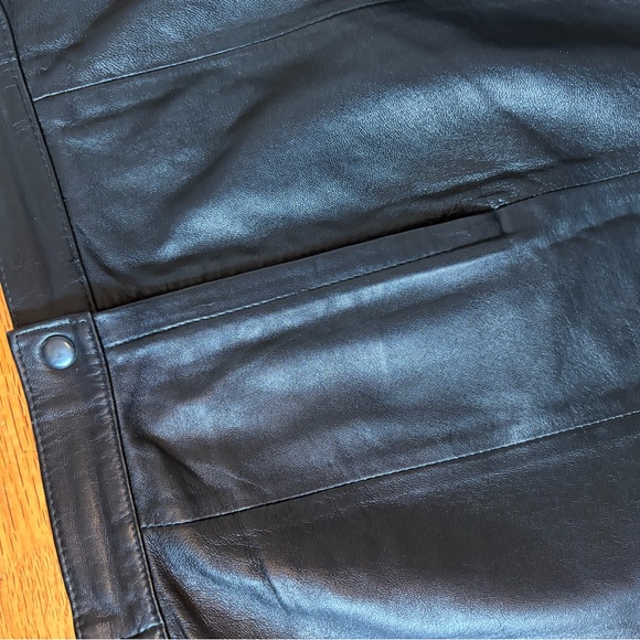 Suzelle vintage black leather pencil - Picture 5 of 5